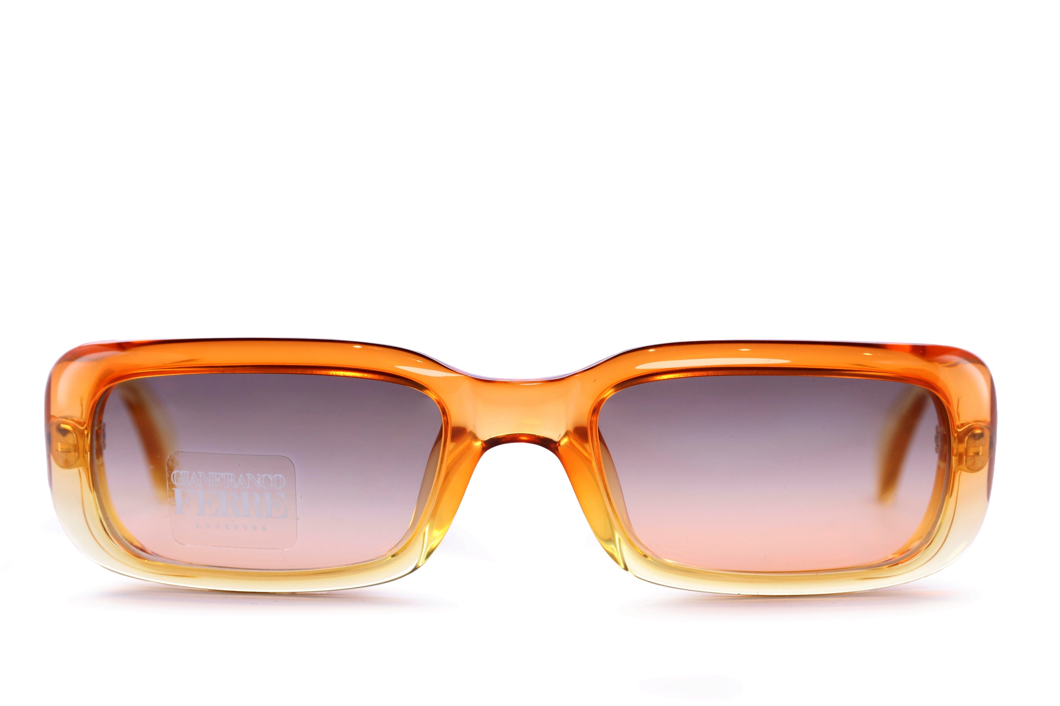 Gianfranco Ferre 520-S V6U