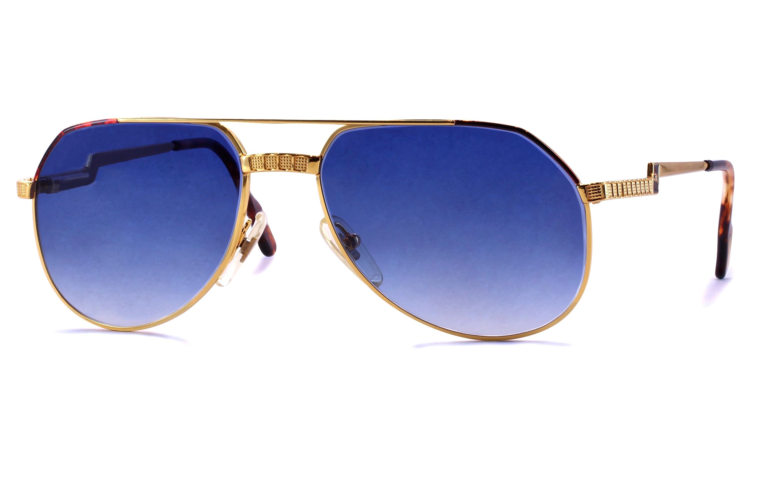 Hilton Exclusive 21 C2 - 24 kt Gold Plated