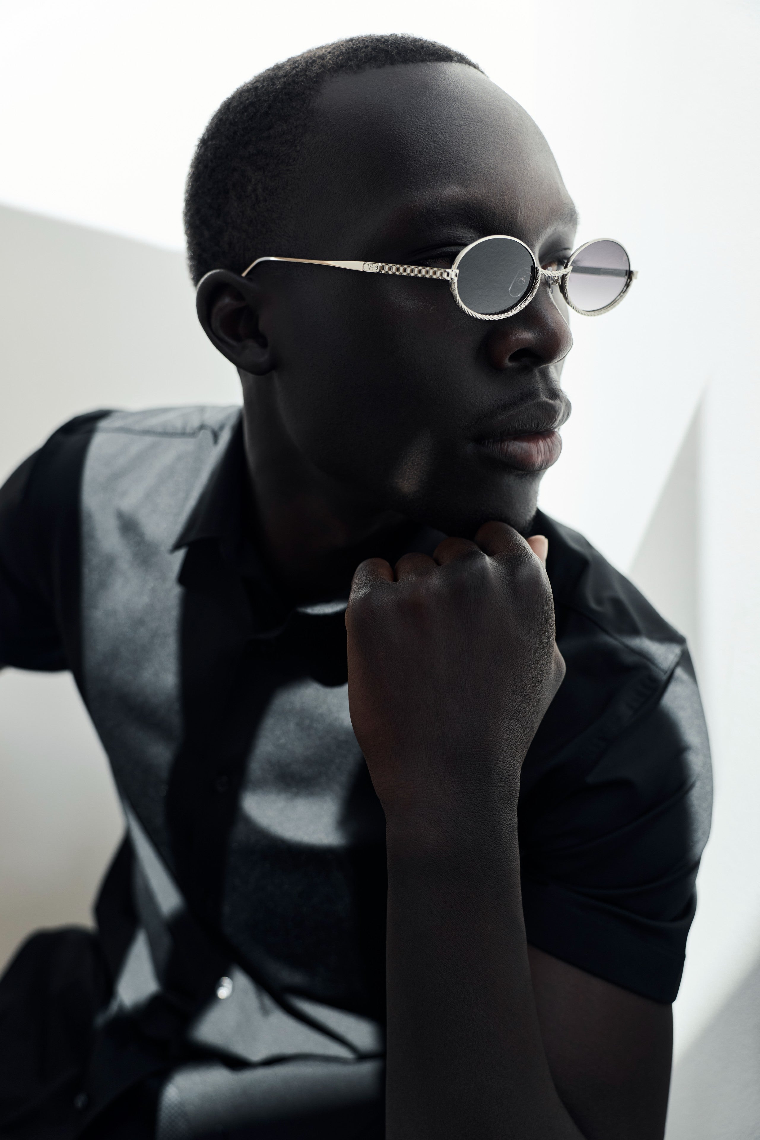 WHITE GOLD - GRADIENT BLACK LENSES