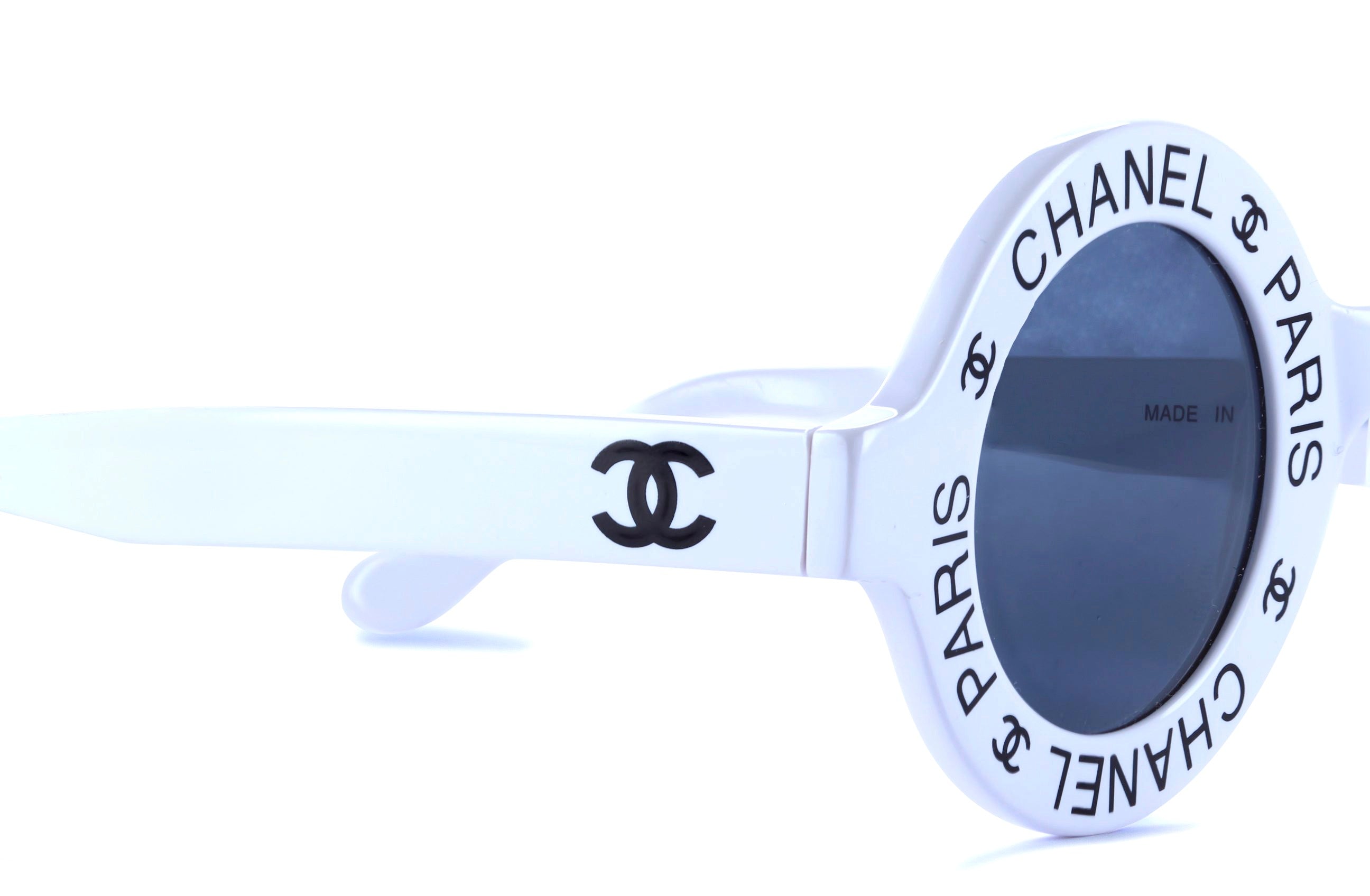 Chanel 01944 10601