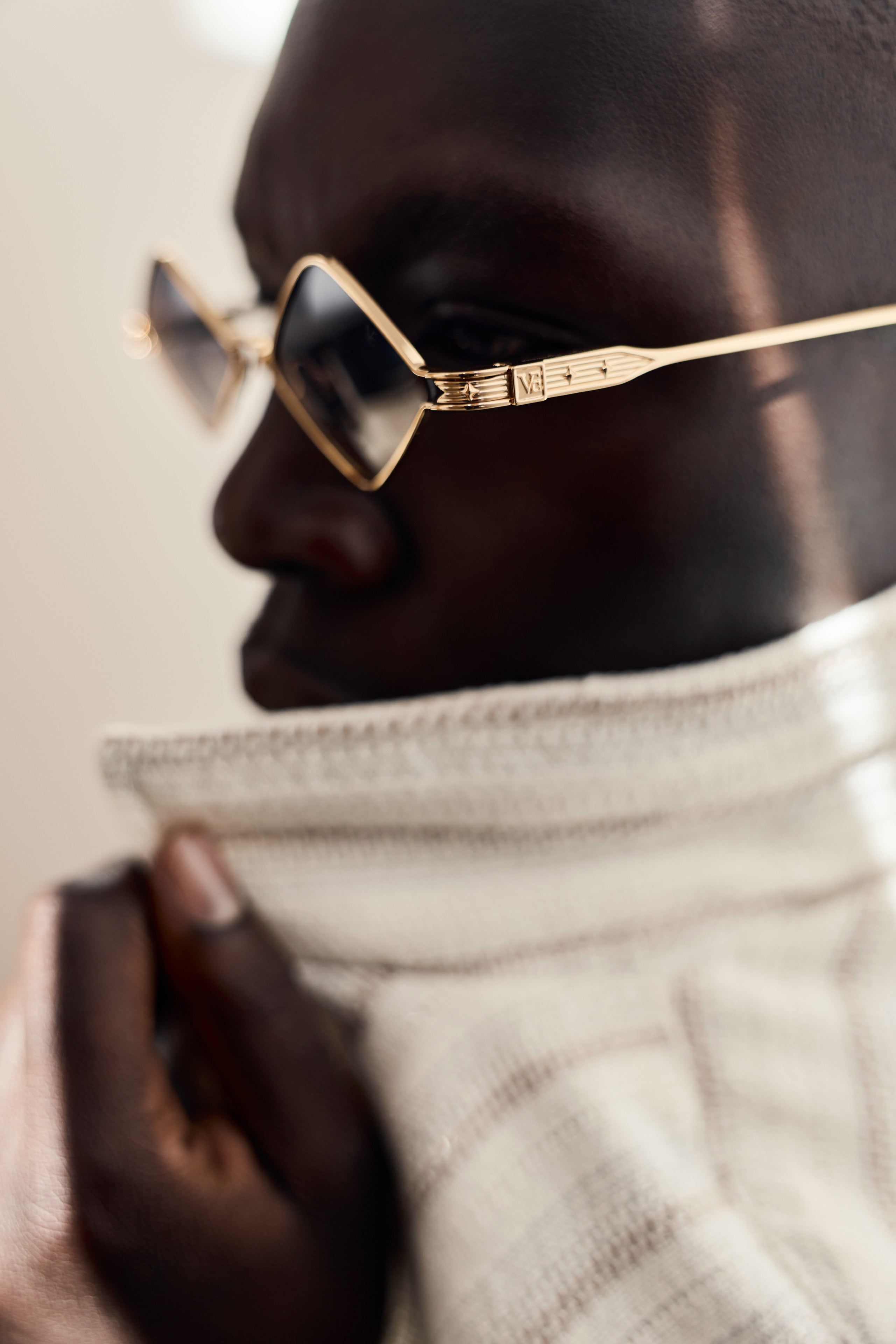 YELLOW GOLD - GRADIENT BROWN LENSES